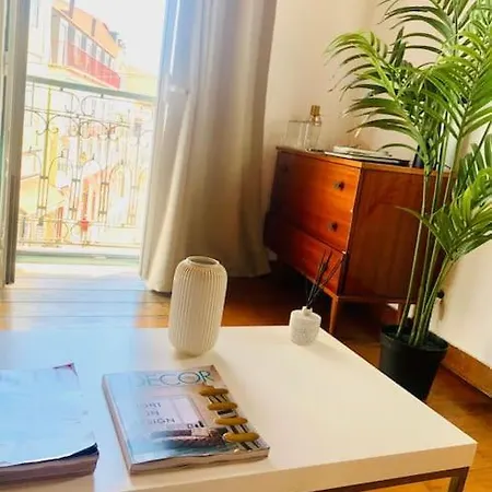 Alfama Location Лиссабон
